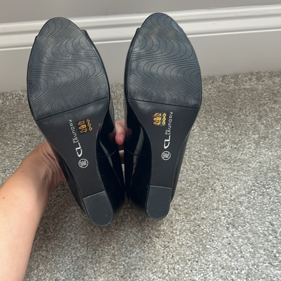 CL By Laundry Heels - Picture 6 of 9